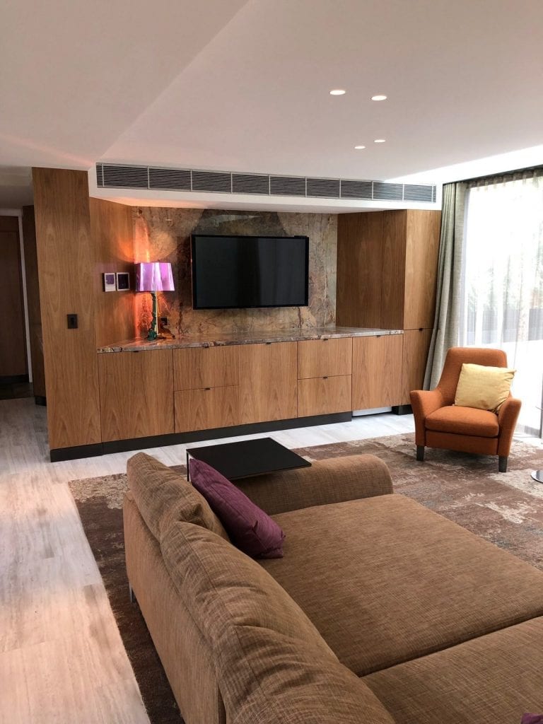 Tv Lounge Wood Design - Priority Plus Plumbing